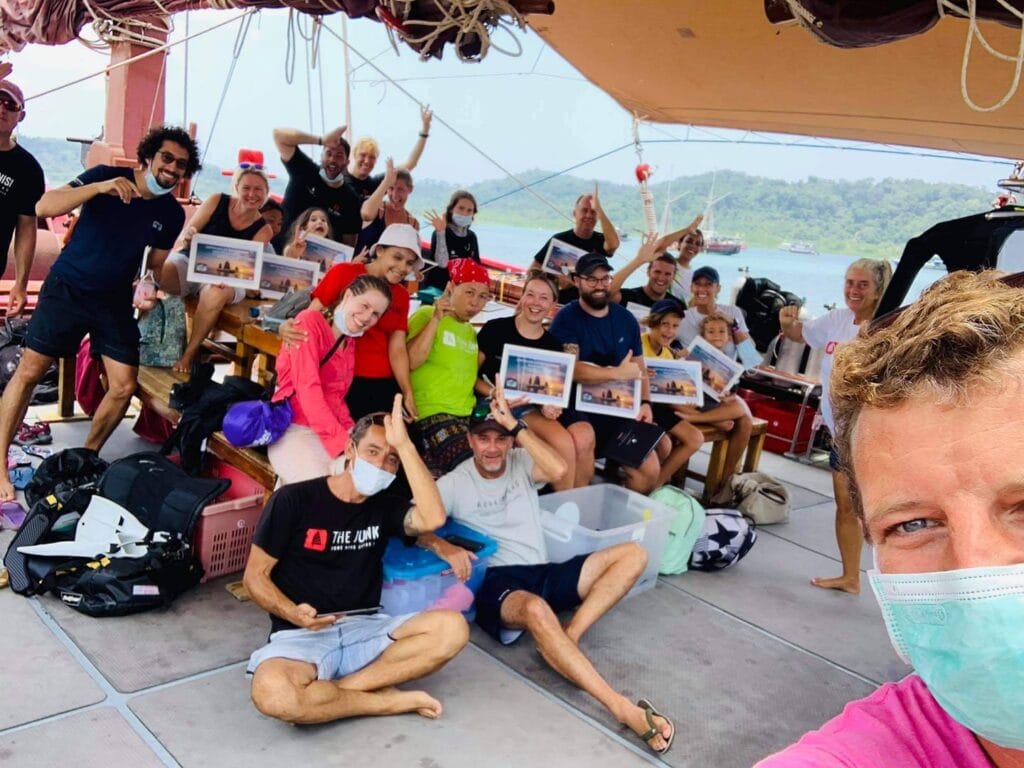 Group photo Leopard Shark Trip